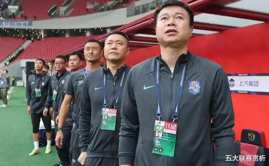 详细阅读:爱游戏入口-包含中超球队备赛关键时刻,教练团队紧锣密鼓的词条 爱游戏入口-包含中超球队备赛关键时刻,教练团队紧锣密鼓的词条