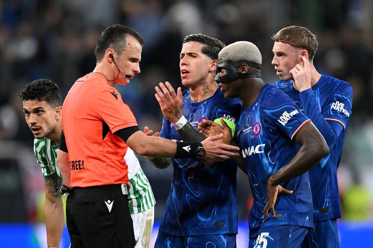 爱游戏下载-关于河床替补席深度成优势，冲击世俱杯冠军的信息