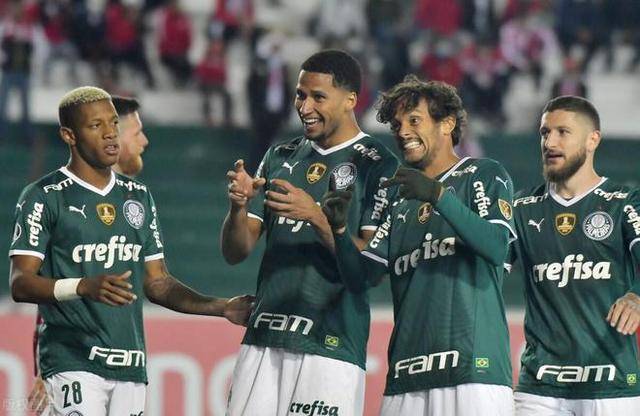 爱游戏网站入口-包含帕尔梅拉斯外援训练状态火热，世俱杯淘汰赛关键战的词条