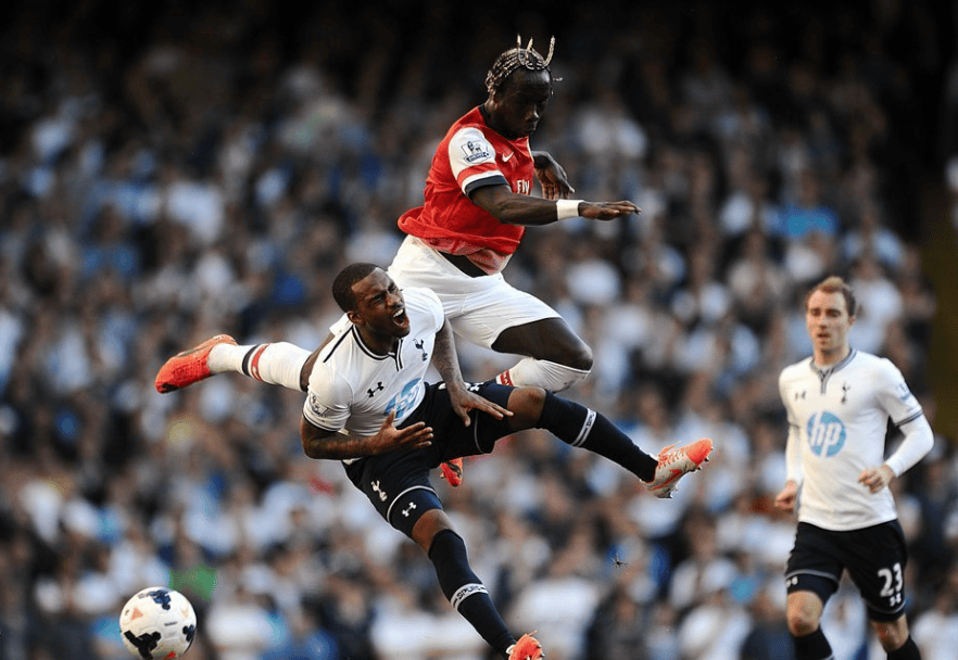 爱游戏平台-恩菲尔德进攻端火力强劲，欲破利物浦防线的简单介绍