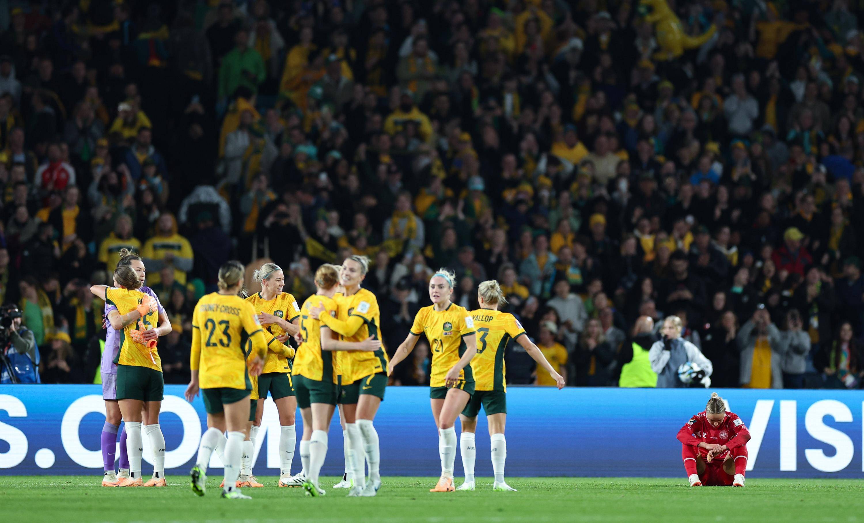 详细阅读:爱游戏网页版入口-澳大利亚女足战胜克罗地亚队 爱游戏网页版入口-澳大利亚女足战胜克罗地亚队