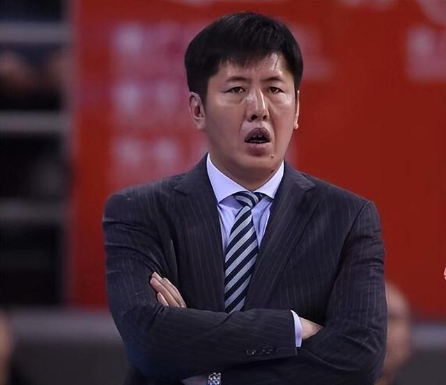 爱游戏网页版-山东双外援突破：攻防稳定各方面，确保胜利的简单介绍