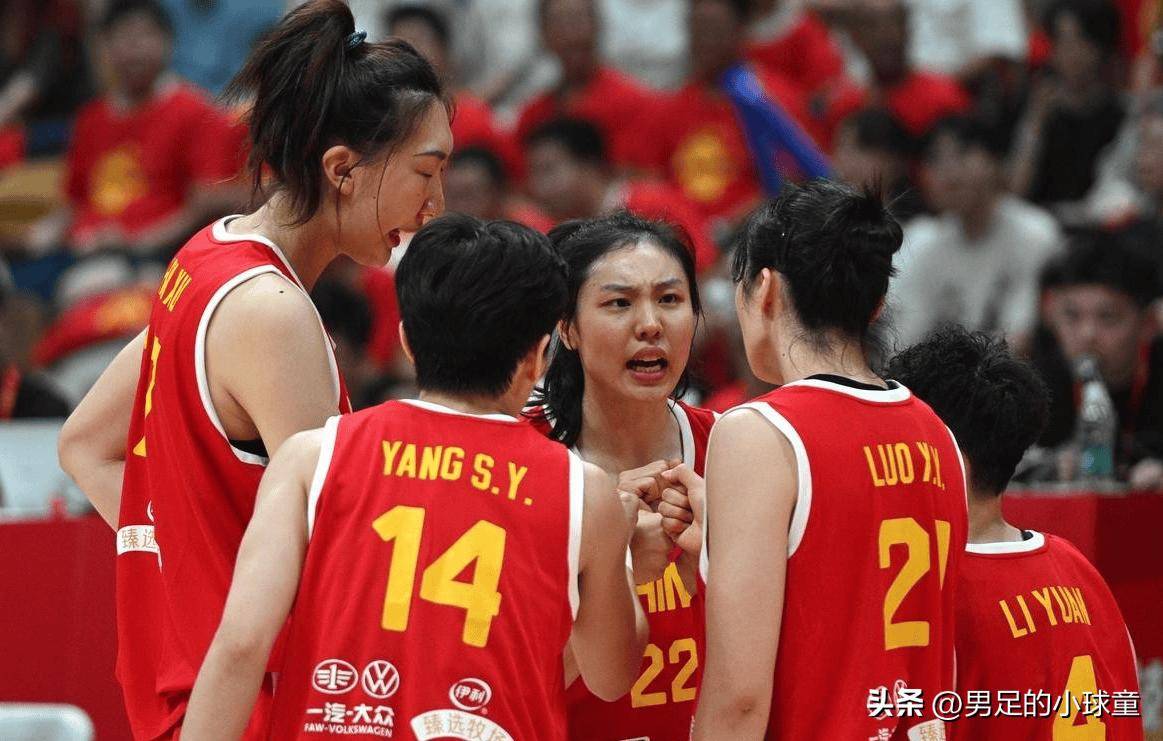 爱游戏官网-陕西女篮全队出击，团结拼搏