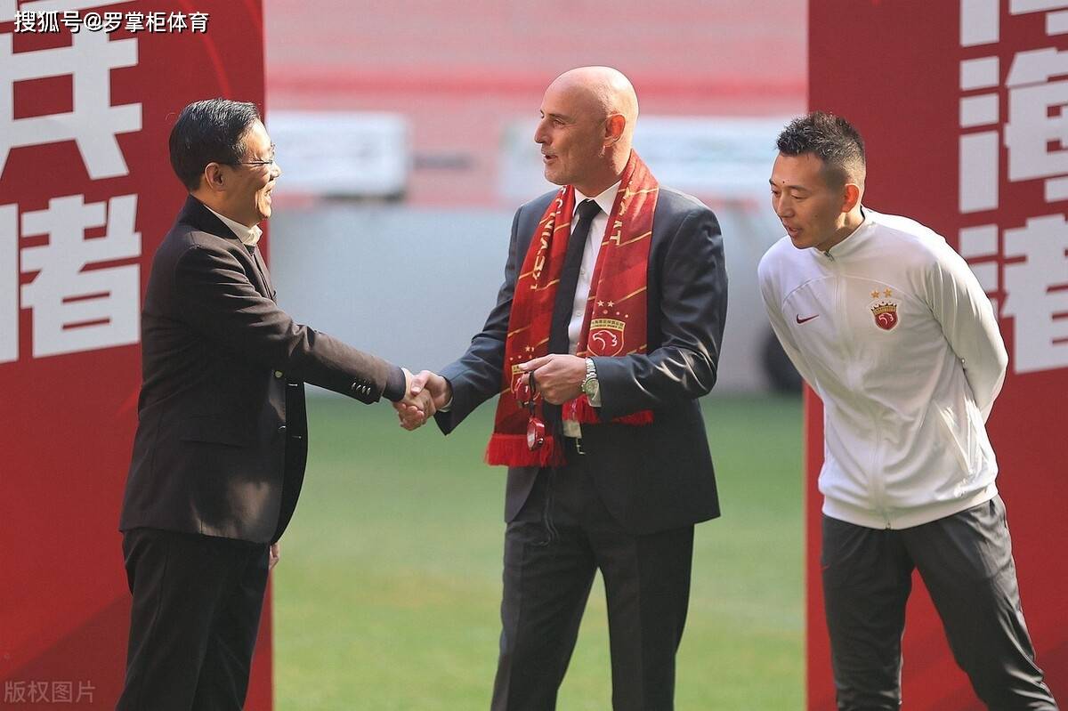 详细阅读:爱游戏app下载-包含上港客场大胜河北,稳健中超冠军热度的词条 爱游戏app下载-包含上港客场大胜河北,稳健中超冠军热度的词条