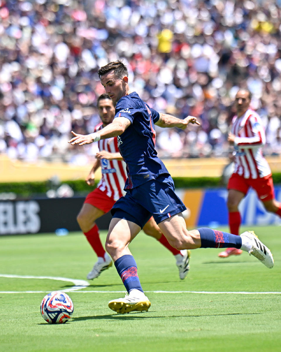 爱游戏网页版登录入口-马竞客场告捷，前锋双响助球队击败对手