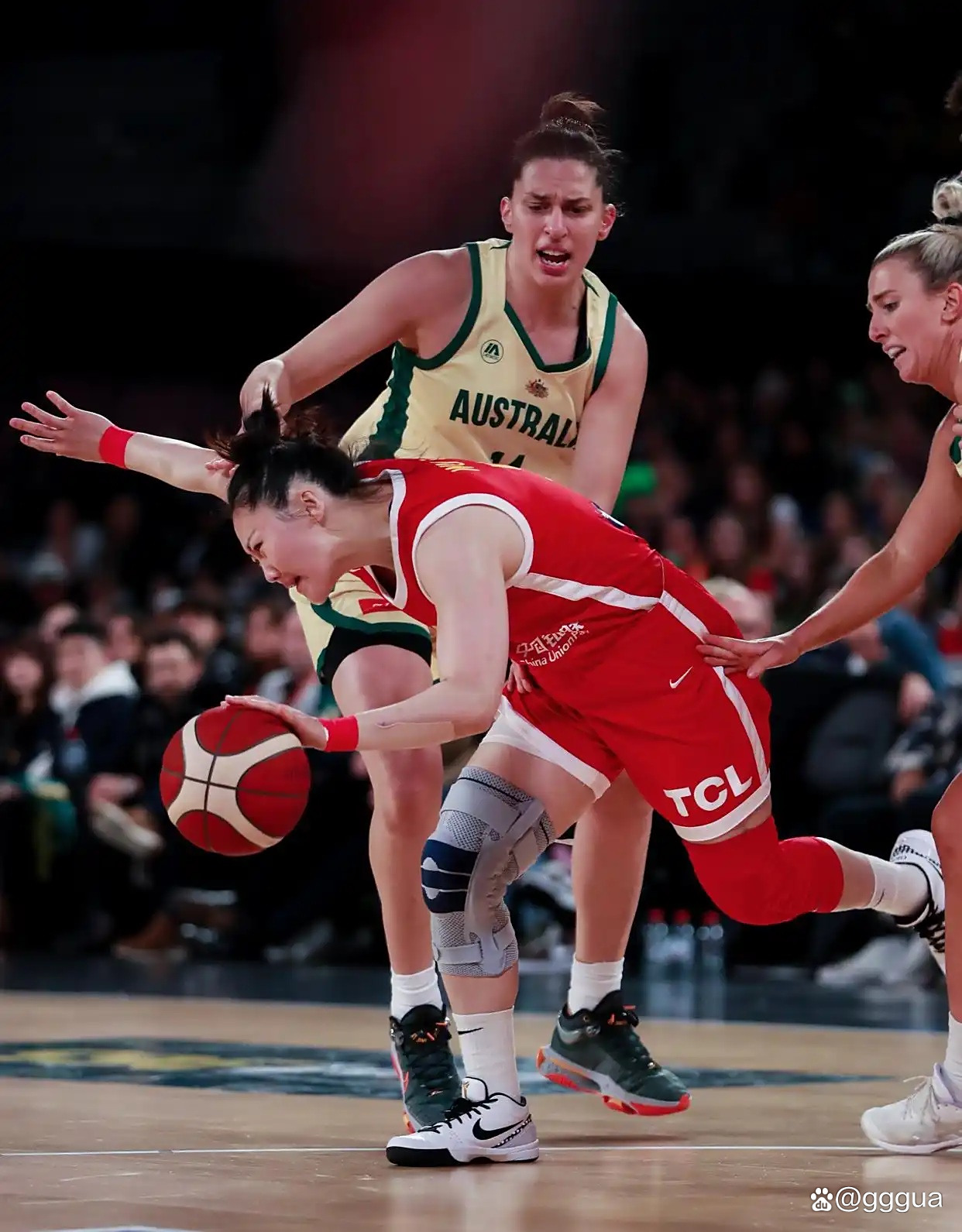 爱游戏注册-澳大利亚女篮高分击败对手，夺得冠军