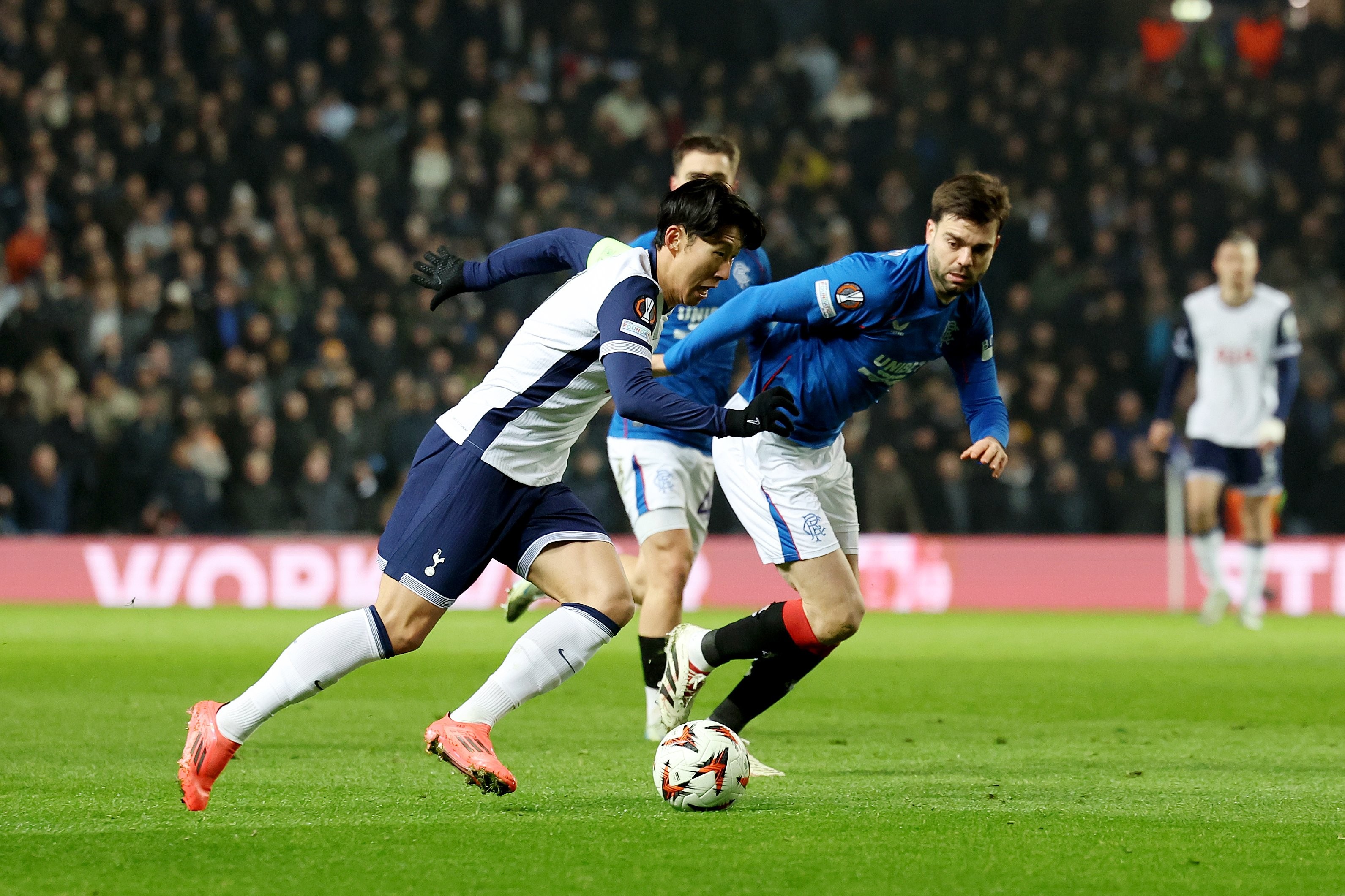 爱游戏app-关于热刺胜利切尔西,追近领先者的信息