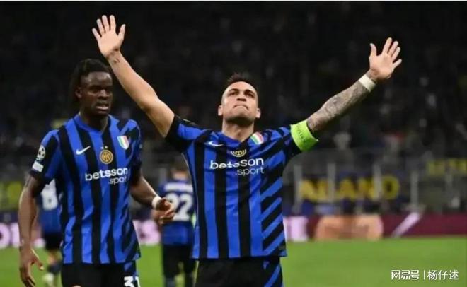 详细阅读:爱游戏电竞-那不勒斯3-0击败乌迪内斯,追赶尤文图斯位置的简单介绍 爱游戏电竞-那不勒斯3-0击败乌迪内斯,追赶尤文图斯位置的简单介绍