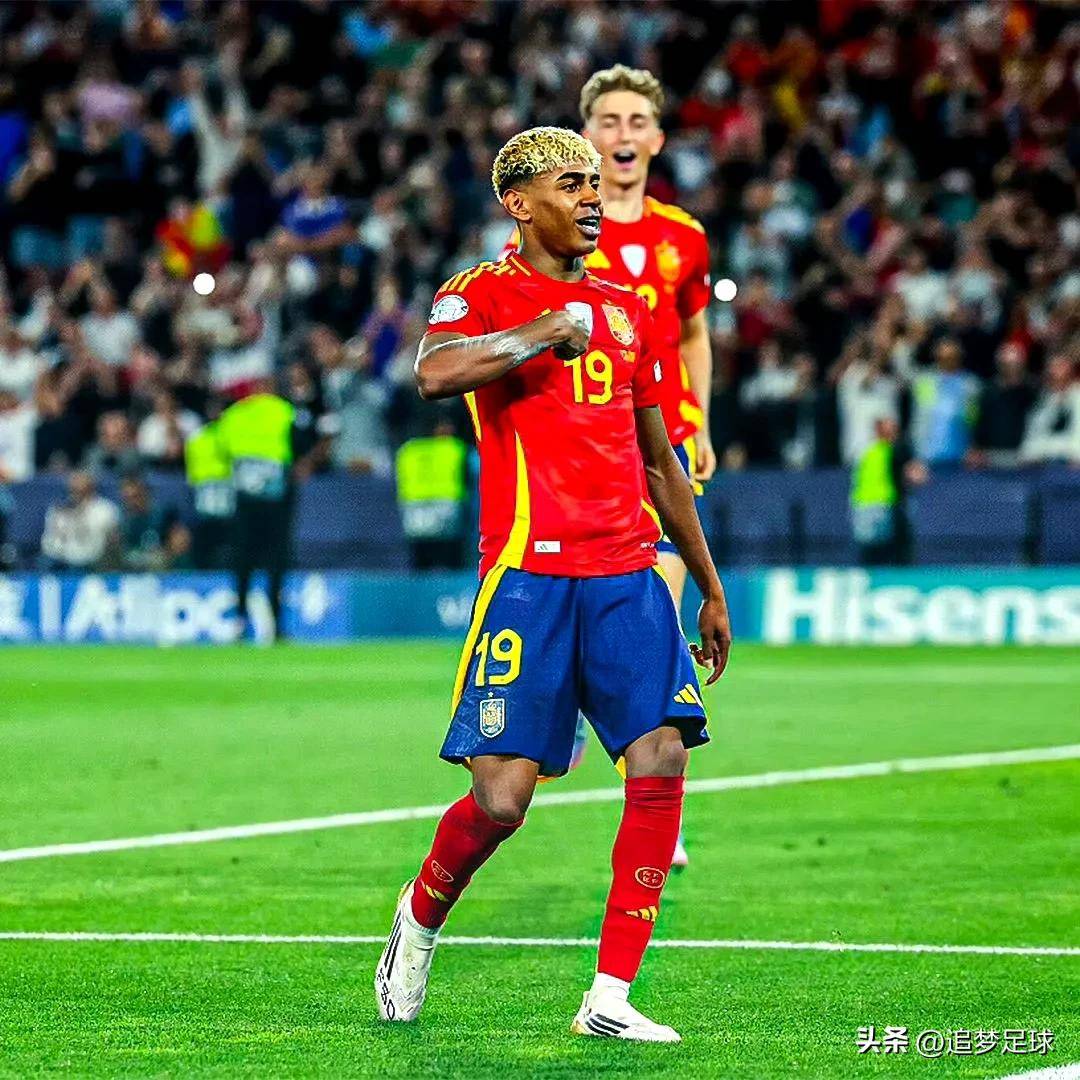 爱游戏直播-墨西哥逆转智利,晋级欧国联半决赛