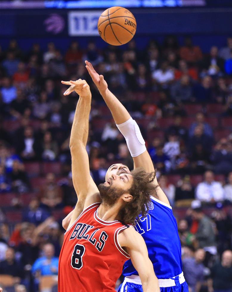 详细阅读:爱游戏在线-猛龙队绝杀公牛队,赢得关键胜利 爱游戏在线-猛龙队绝杀公牛队,赢得关键胜利